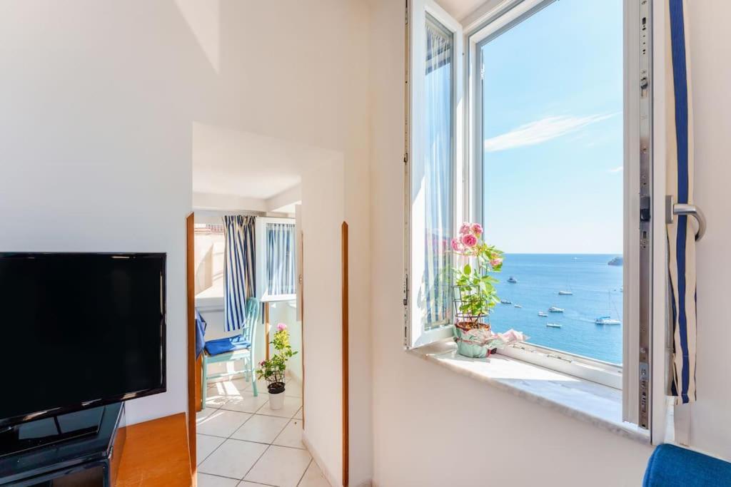 La Casa Di Nina A Corricella Lejlighed Procida Eksteriør billede